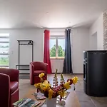 La Maison De Pierrou 11/12 Personnes Ferienhaus Sainte-Eulalie (Lozere)