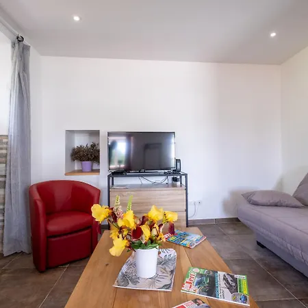 Ferienhaus La Maison De Pierrou 11/12 Personnes Sainte-Eulalie (Lozere)