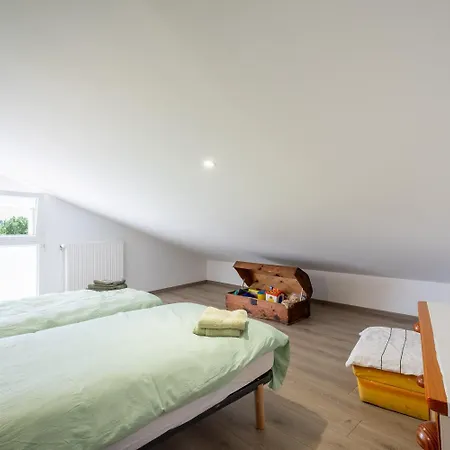 La Maison De Pierrou 11/12 Personnes Sainte-Eulalie (Lozere)