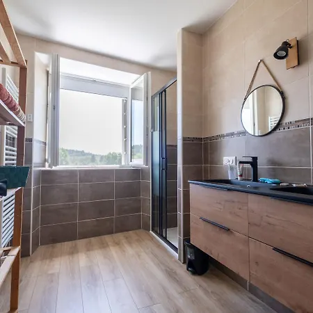 Feriehus La Maison De Pierrou 11/12 Personnes Sainte-Eulalie (Lozere)