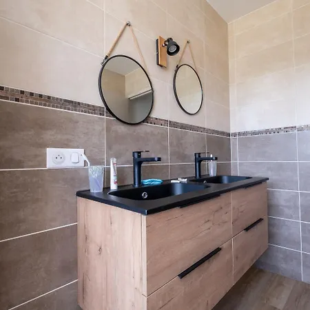 La Maison De Pierrou 11/12 Personnes Sainte-Eulalie (Lozere)