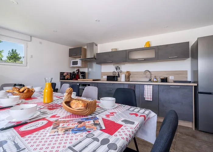 Semesterbostad La Maison De Pierrou 11/12 Personnes Sainte-Eulalie (Lozere)