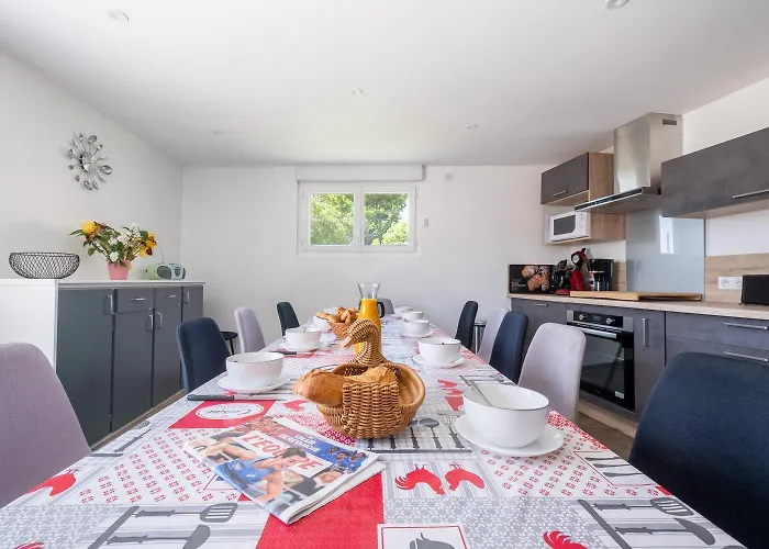 La Maison De Pierrou 11/12 Personnes *