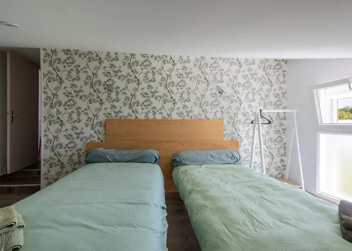 Semesterbostad La Maison De Pierrou 11/12 Personnes